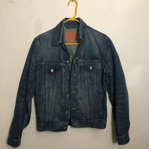 Levi Strauss Denim Jacket (Men’s S/Women’s M/L)
